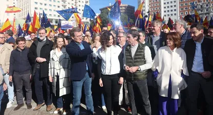 El secretario general del PP de Madrid, Alfonso Serrano, el alcalde de Madrid, José Luis Martínez-Almeida, el expresidente del Gobierno, Mariano Rajoy, la secretaria general del PP, Cuca Gamarra, el presidente del Partido Popular, Alberto Núñez Feijóo.