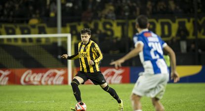 Nahuel Herrera de Peñarol ante Juventud por el Torneo Clausura 2025