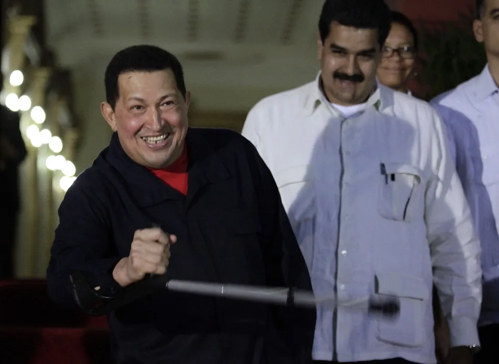 Hugo Chávez y su canciller, Nicolás Maduro