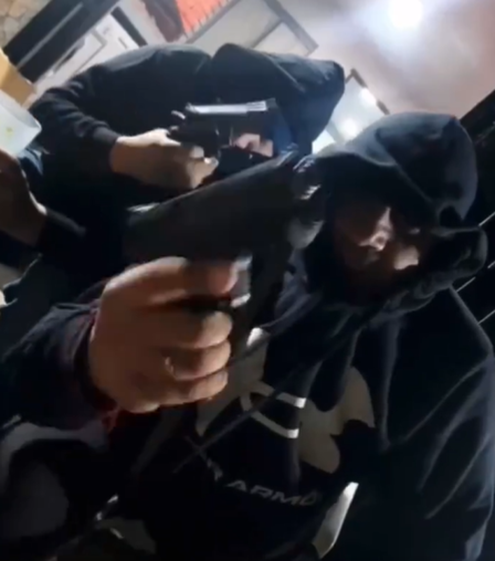 Captura del video de los sicarios