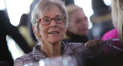 quien es ruth gottesman, la profesora que dono us$1.000 millones para pagar la matricula de los estudiantes de medicina de una facultad de nueva york a perpetuidad