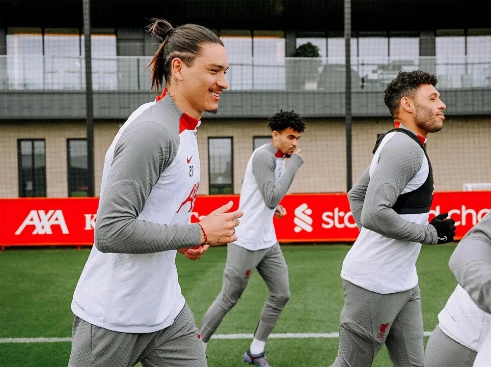 Darwin Núñez en el entrenamiento de Liverpool