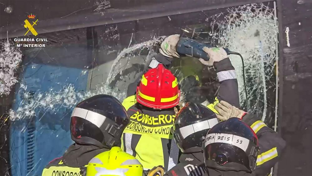 552d242772db01bd4cde1f7886d6e92eeec6b91fw