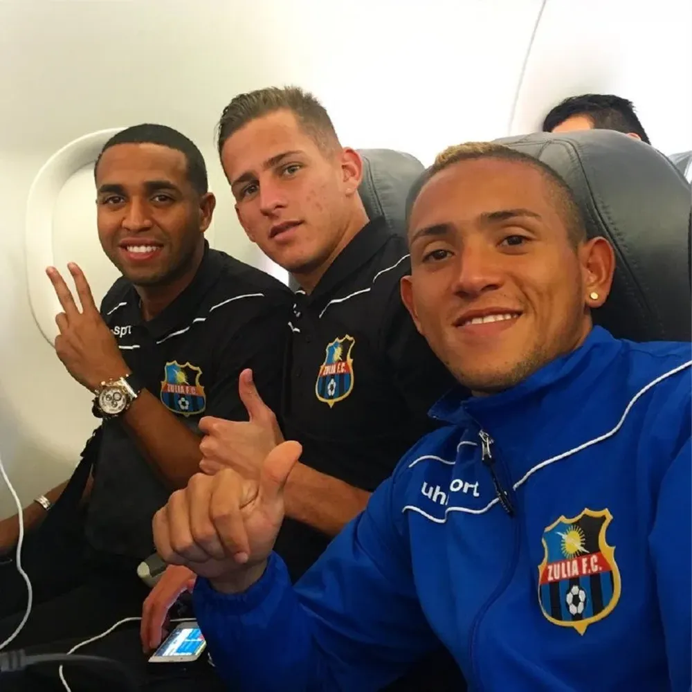 Jugadores de Zulia en viaje a Montevideo