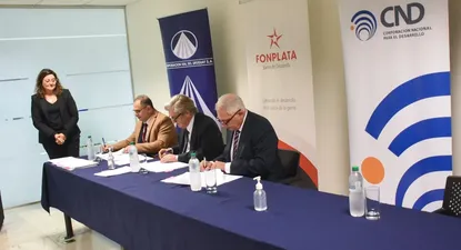El presidente del Fonplata firmó el acuerdo con las autoridades de la CVU.