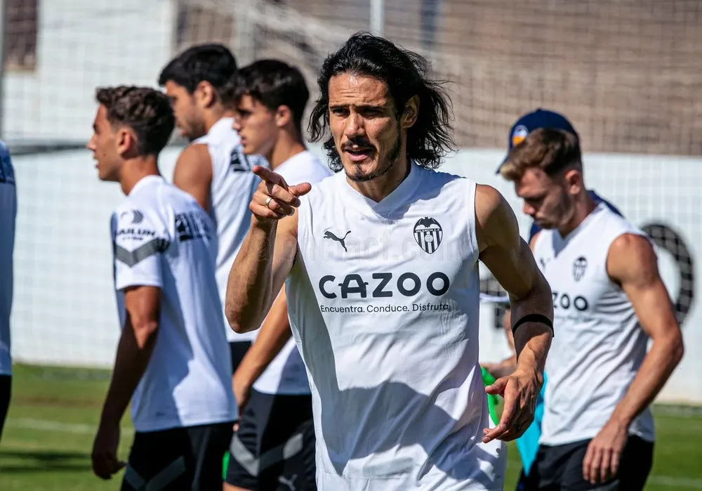 Cavani en la práctica de Valencia