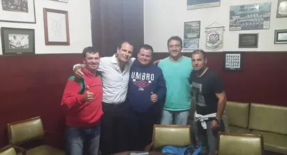 Lenoble con los hermanos Viera en la sede de la Mutual