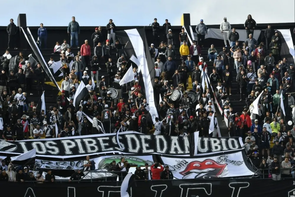 Hinchas de Danubio&nbsp;