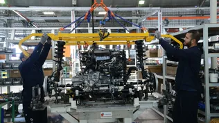 Qué implica la millonaria inversión de Ford en una industria que no despega