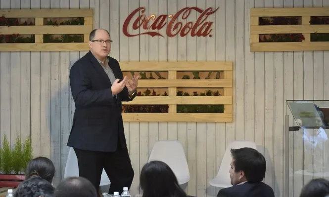 Hay que medir los resultados en las áreas sociales, dijo Dane Smith