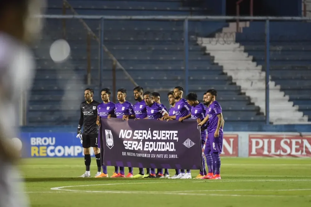 Defensor Sporting y un mensaje en el mes de la mujer