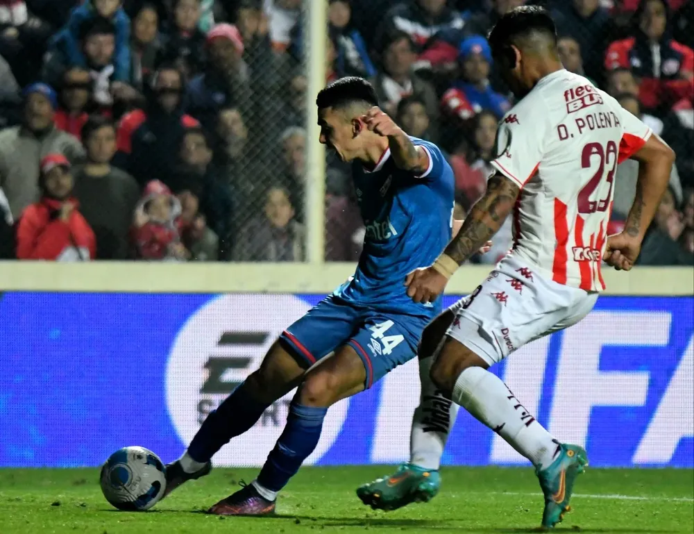 El Pumita y la pegada para el 2 a 0