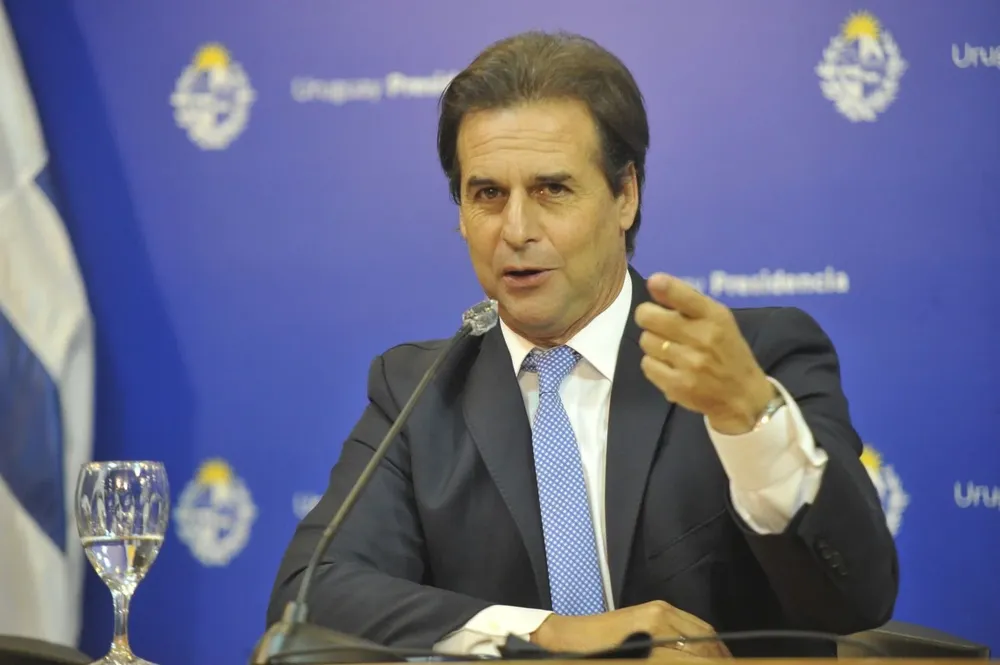 Los detalles de la llamada de Lacalle Pou con Xi Jinping y las críticas al gran fracaso de la burocracia institucional