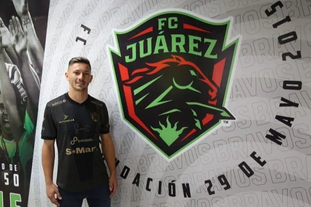 Silvera en su presentación en el club mexicano