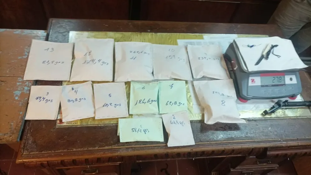 Incautación de cocaína a una mujer que quería ingresar la droga en un ómnibus departamental por Río Branco