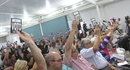 plenario del fa respaldo propuesta de reforma constitucional