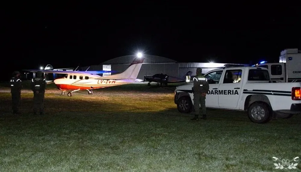 Había pedido de secuestro para las avionetas que utilizó la banda