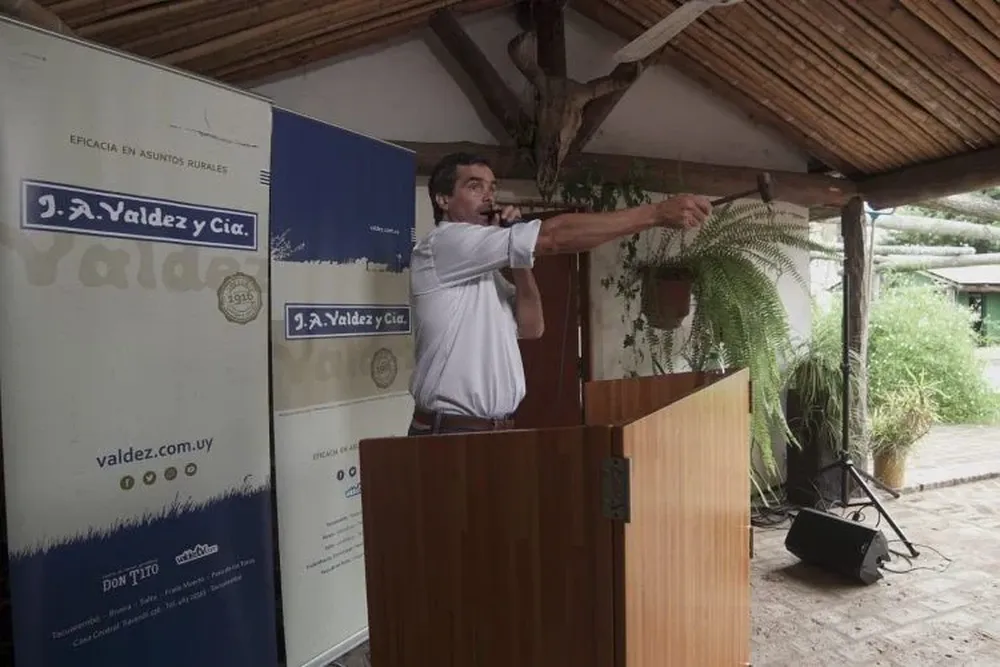 La subasta se desarrolló de forma virtual