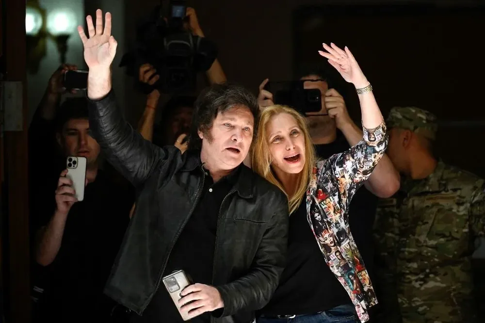 Javier y Karina Milei