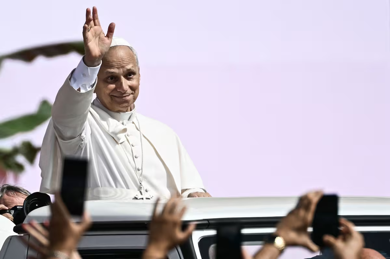 El cirujano que operó al papa León XIV habló sobre su viaje a Sudamérica: "No hay motivos clínicos para no realizarlo"