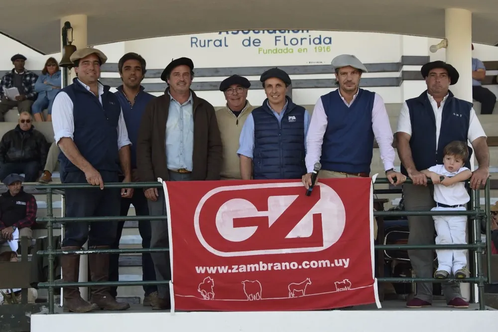 Zambrano & Cía remató en la Asociación Rural de Florida.