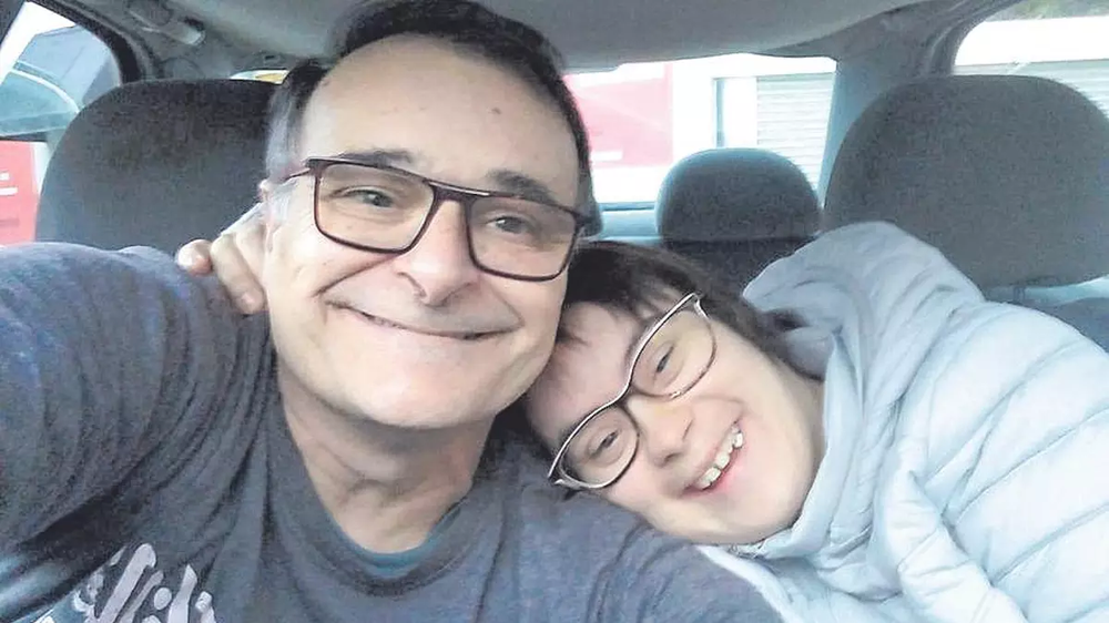 Javi, de 56 años, junto a su hija Susana, víctimas de la tragedia de la DANA en Valencia.