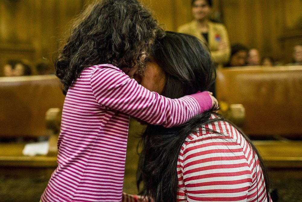 Tener un abogado al lado puede marcar la diferencia entre que un menor migrante se quede en territorio estadounidense y su deportación.