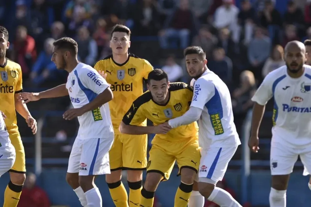 El Toro Fernández intenta escapar de la marca El Toro Fernández intenta escapar de la marca