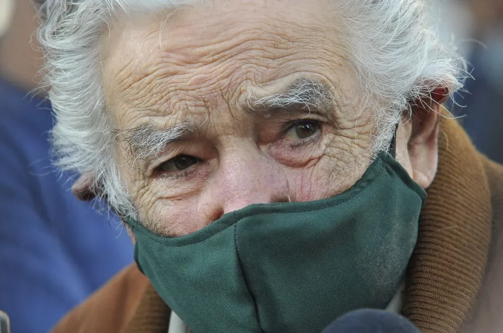 José Mujica estuvo en Radio Sarandí