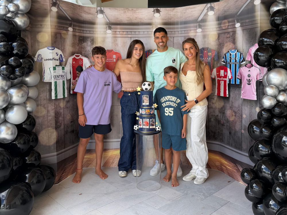 Luis Suárez festejó sus 39 años