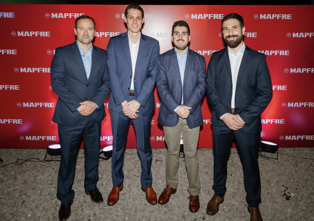 De Mapfre: director de TI Marcelo Trigo, director técnico Andrés Canziani, responsable de Asuntos Legales–Secretaria General Emiliano Lencina y CFO Gonzalo Harari.  