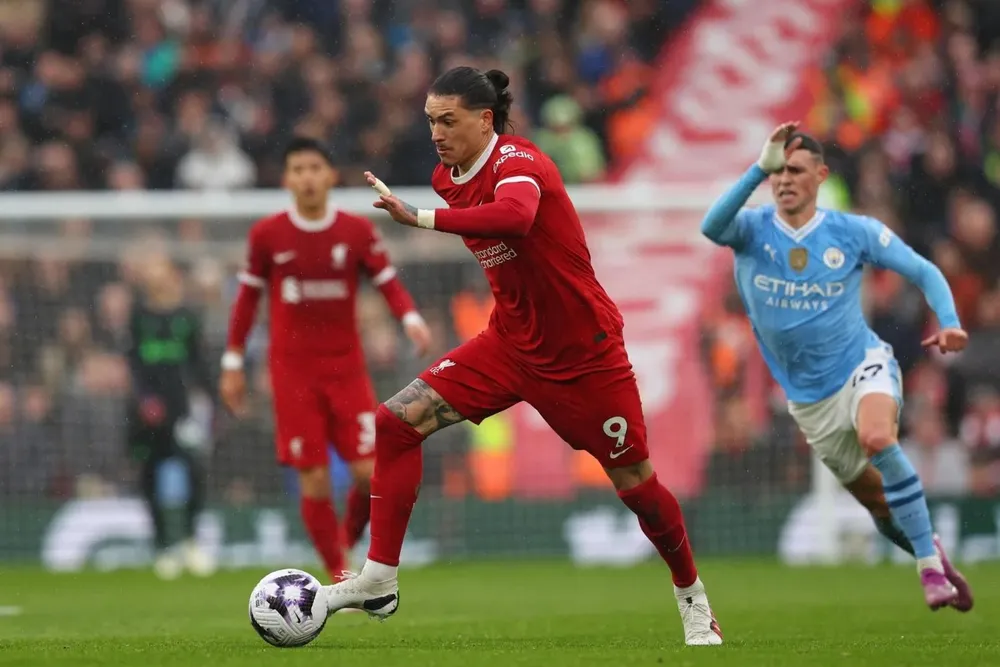 Darwin Núñez contra el City