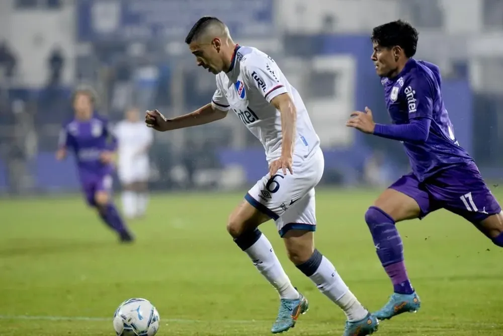 Cándido superó a SantAnna todo el primer tiempo