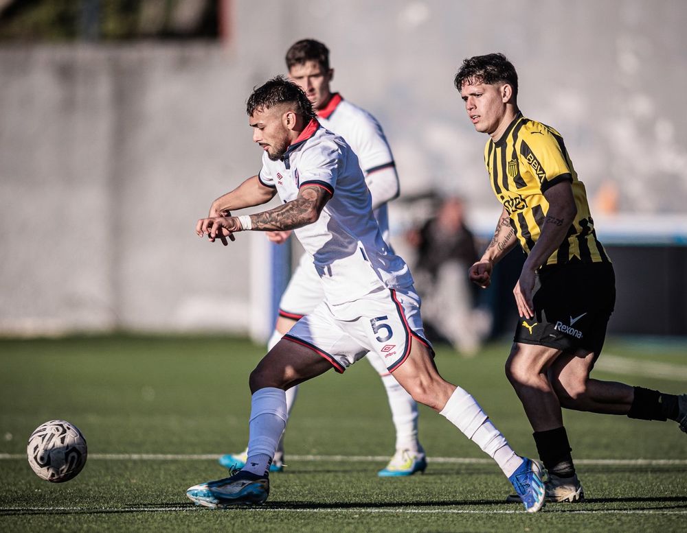 Clásico de Tercera división entre Nacional y Peñarol