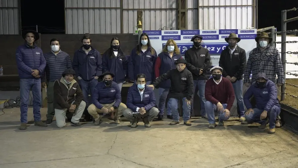 Equipo de Valdez y Cía en la revancha del Ternerazo.