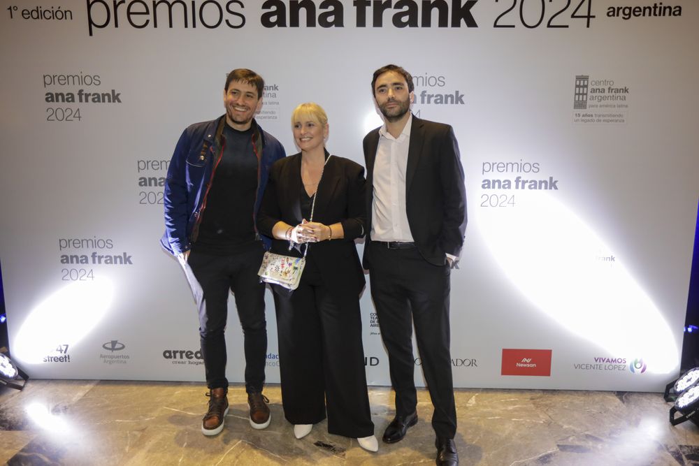 Los periodistas Jairo Straccia, Romina Manguel y Ramón Indart Los periodistas Jairo Straccia, Romina Manguel y Ramón Indart