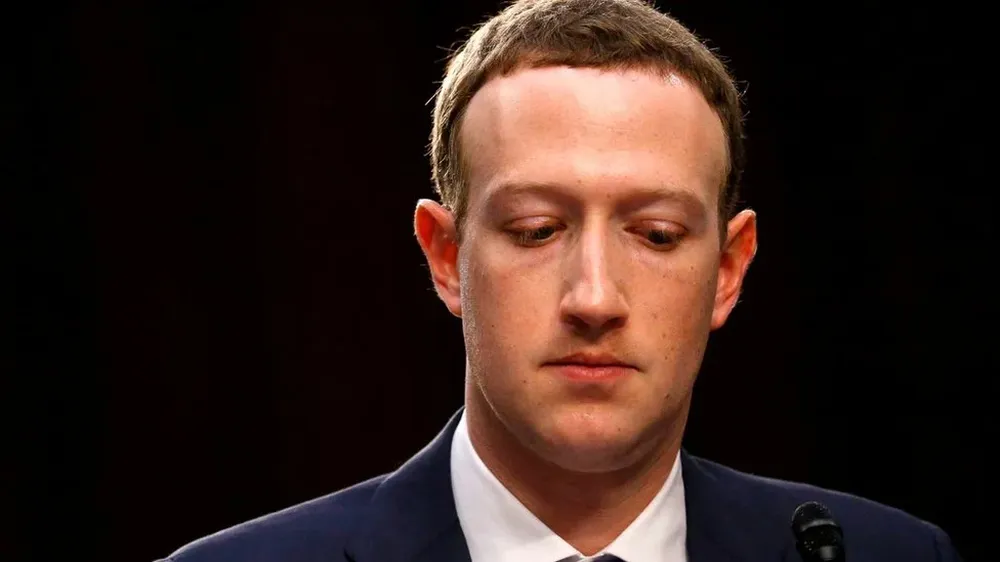 Mark Zuckerberg perdió en un solo día US$16.000 millones.