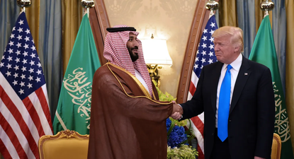 Donald Trump y junto a Mohammad bin Salman al-Saud en una reunión bilateral en un hotel de Riad el 20 de mayo de 2017.&nbsp;
