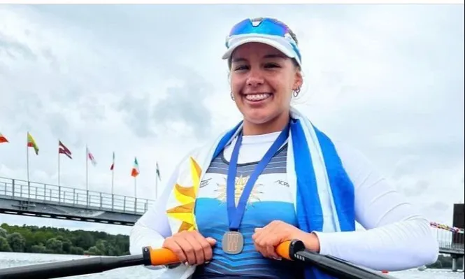 Cloe Callorda con su medalla