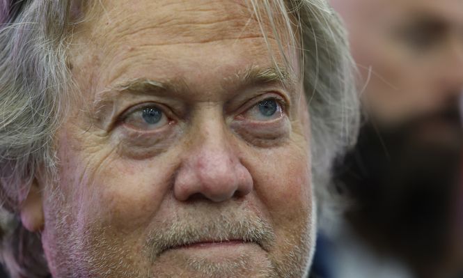 Steve Bannon: Con Trump vamos a purgar el Departamento de Justicia y desmantelaremos el FBI