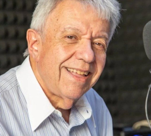Julio Frade, músico, actor y conductor radial