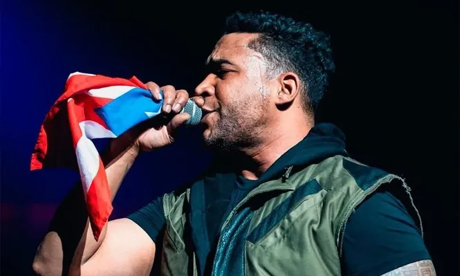 Don Omar anunció que su operación contra el cáncer fue exitosa