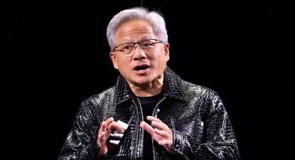 El Observador | Jensen Huang, nacido en Taiwán, tiene un patrimonio neto de más de 137.000 millones de dólares. EFE.jpg