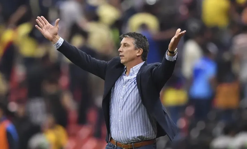 Robert Dante Siboldi ganó su primer título como DT