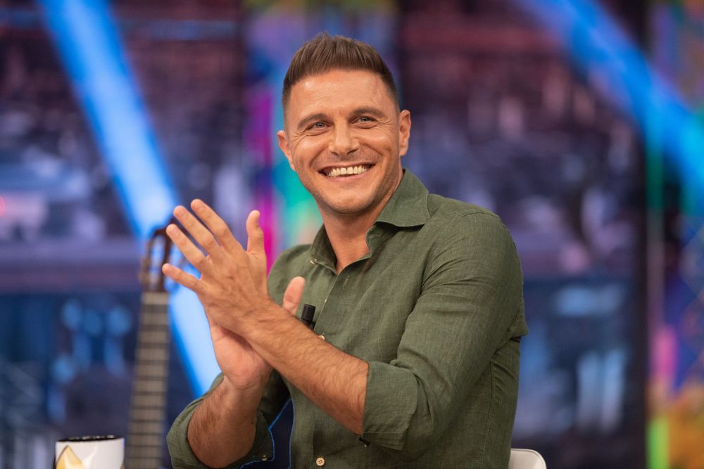 Joaquín entra a un baño en Bélgica y desata la locura: mirá el el vídeo viralizado.