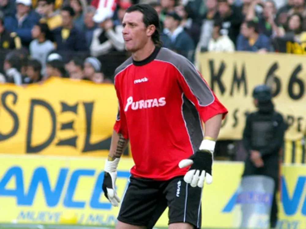 El arquero uruguayo, Luis De Agustini