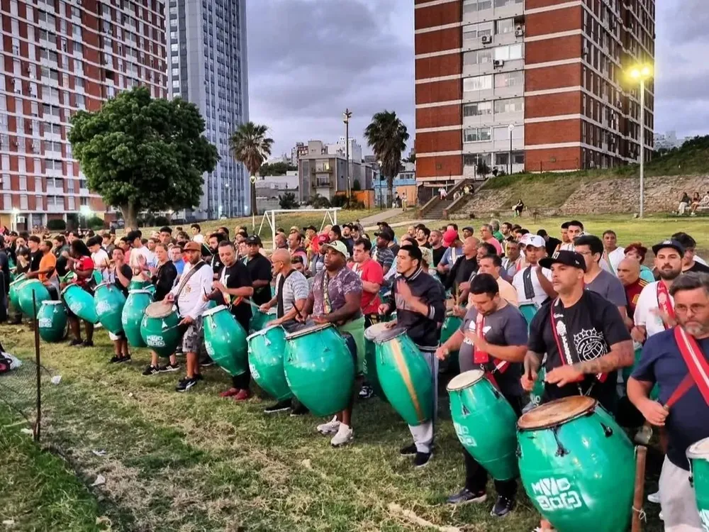 Ensayo para los 300 años de Montevideo
