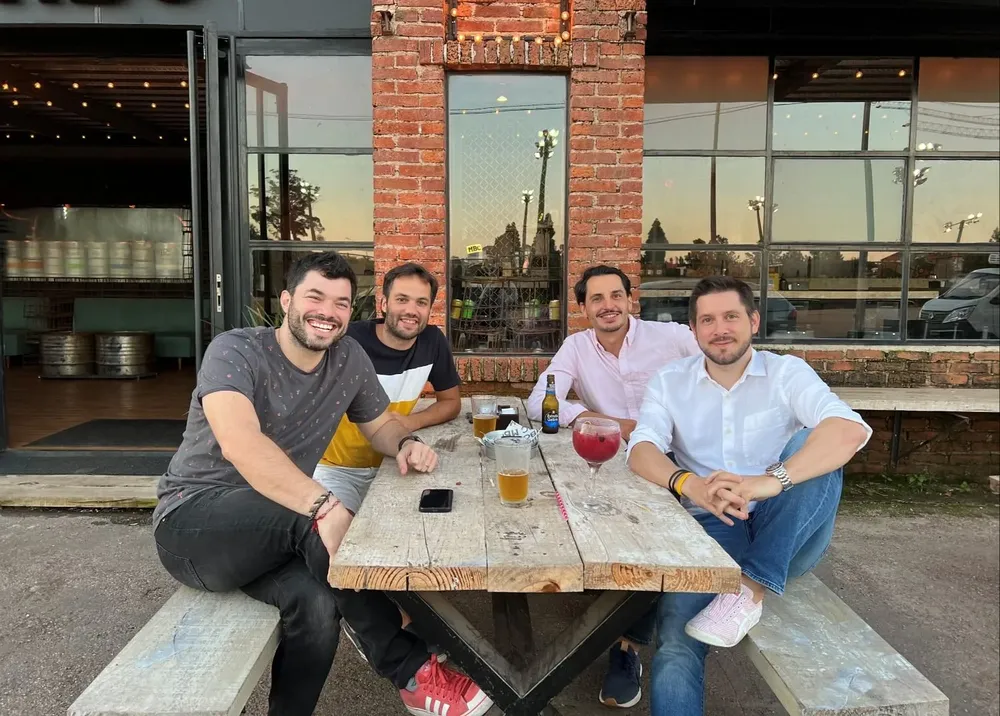 Martín Ciappesoni, director, PMO & Managed Services para Latinoamérica; Marcelo Sosa, director of Data Engineering para Latinoamérica; Jerónimo Acosta, director Partnerships para Latinoamérica y Carlos Poladura, director & General Manager para Latinoamérica