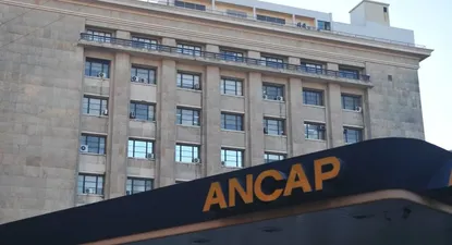 Vázquez deja la puerta abierta a una posible suba de combustibles