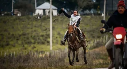 El Observador | Fernanda con Taba de Fraile Muerto llegando a la meta